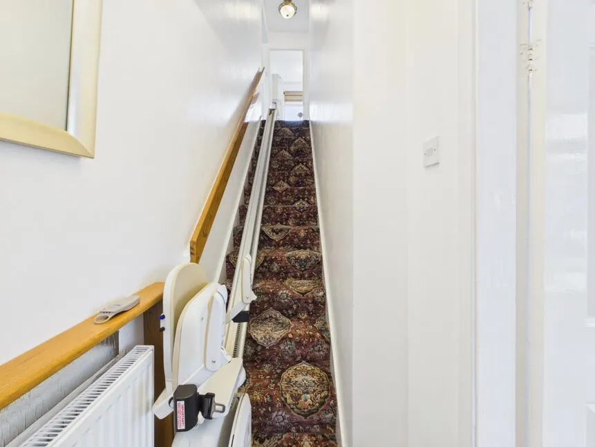 Glendon Crescent, Ashton-under-Lyne, Greater Manchester, OL6, photo 2