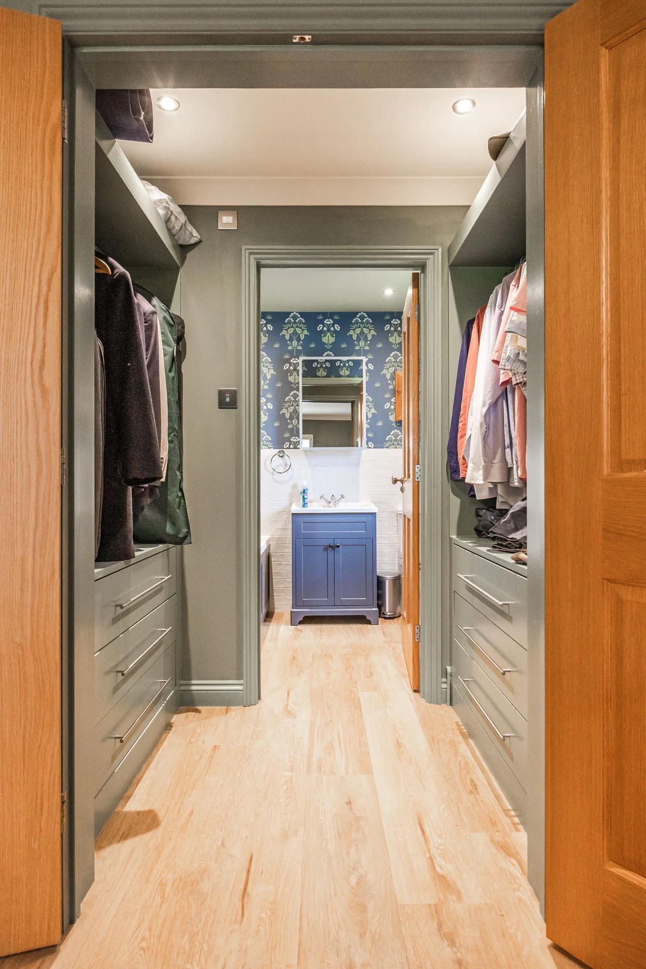 Immaculately Presented Four Bedroom D, photo 9