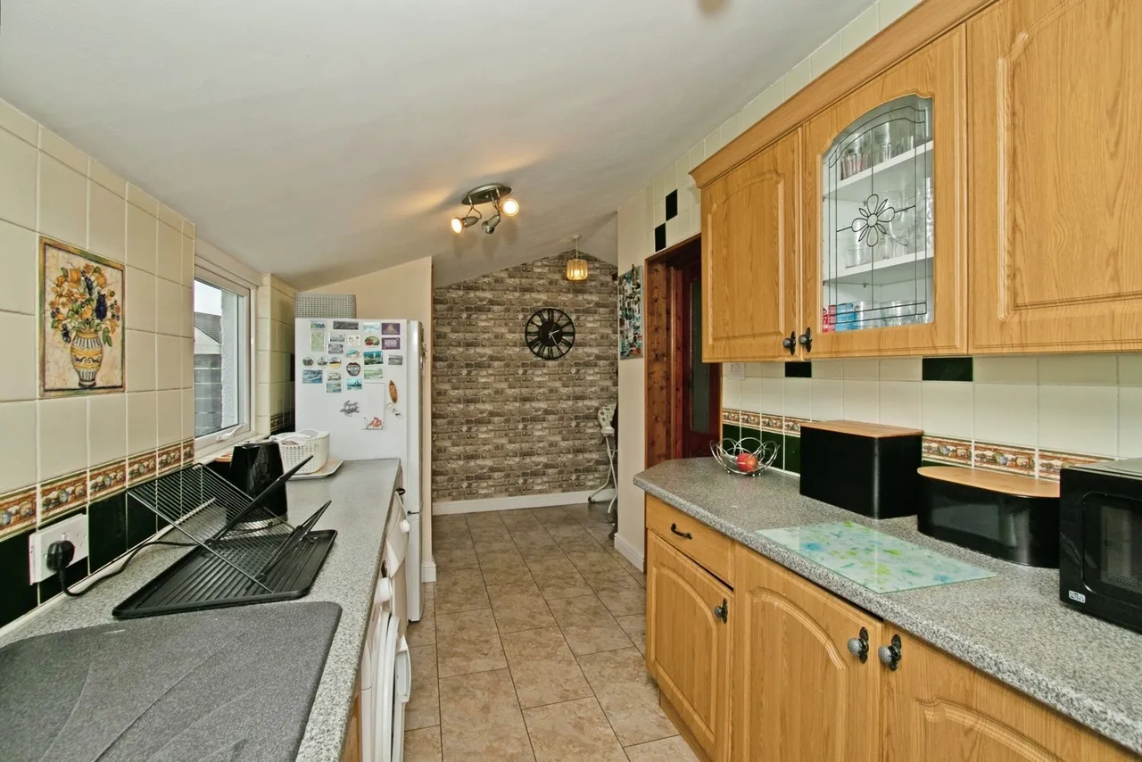 Treloggan Road, Newquay, TR7, photo 17
