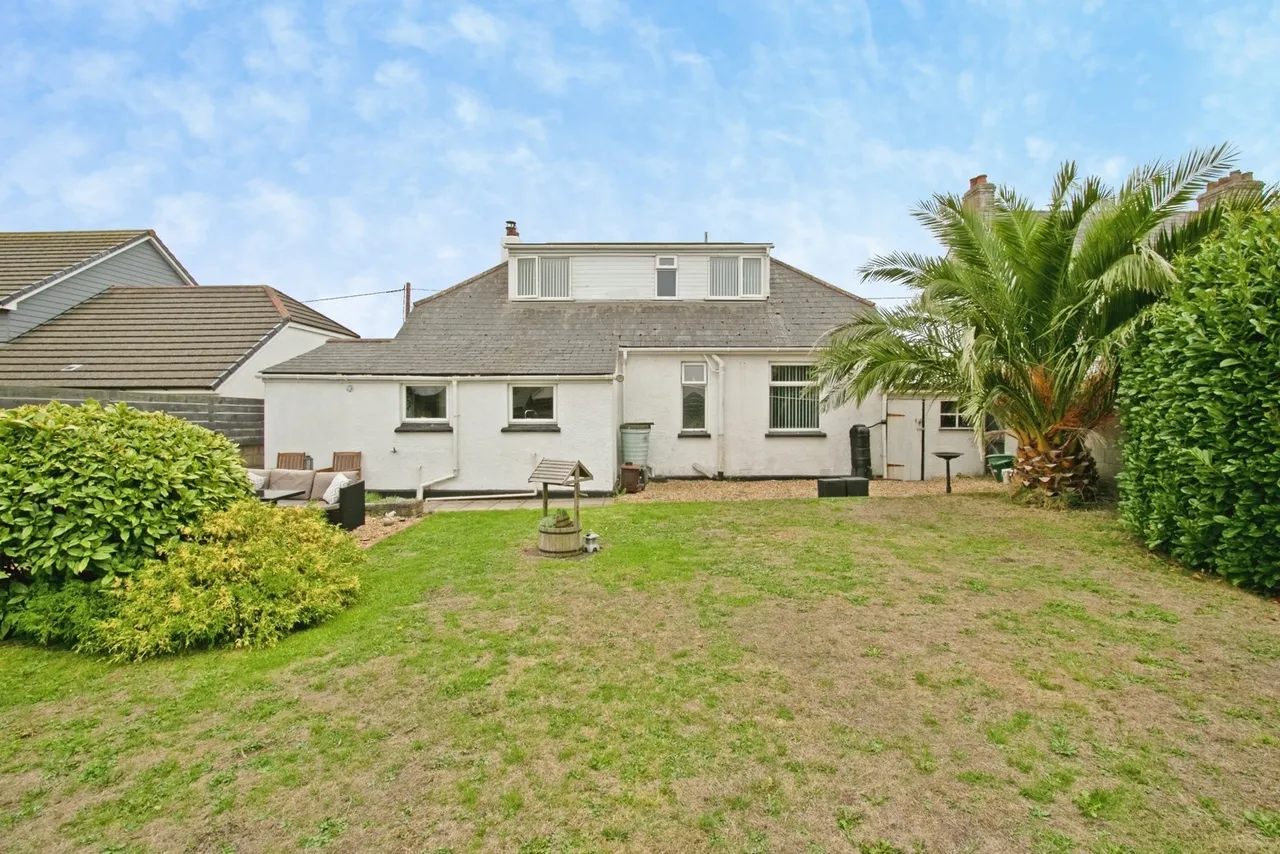 Treloggan Road, Newquay, TR7, photo 26
