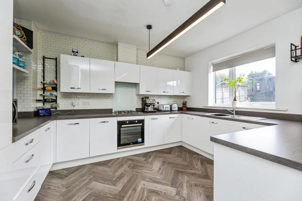 Falstaff Crescent, Sheffield, photo 2