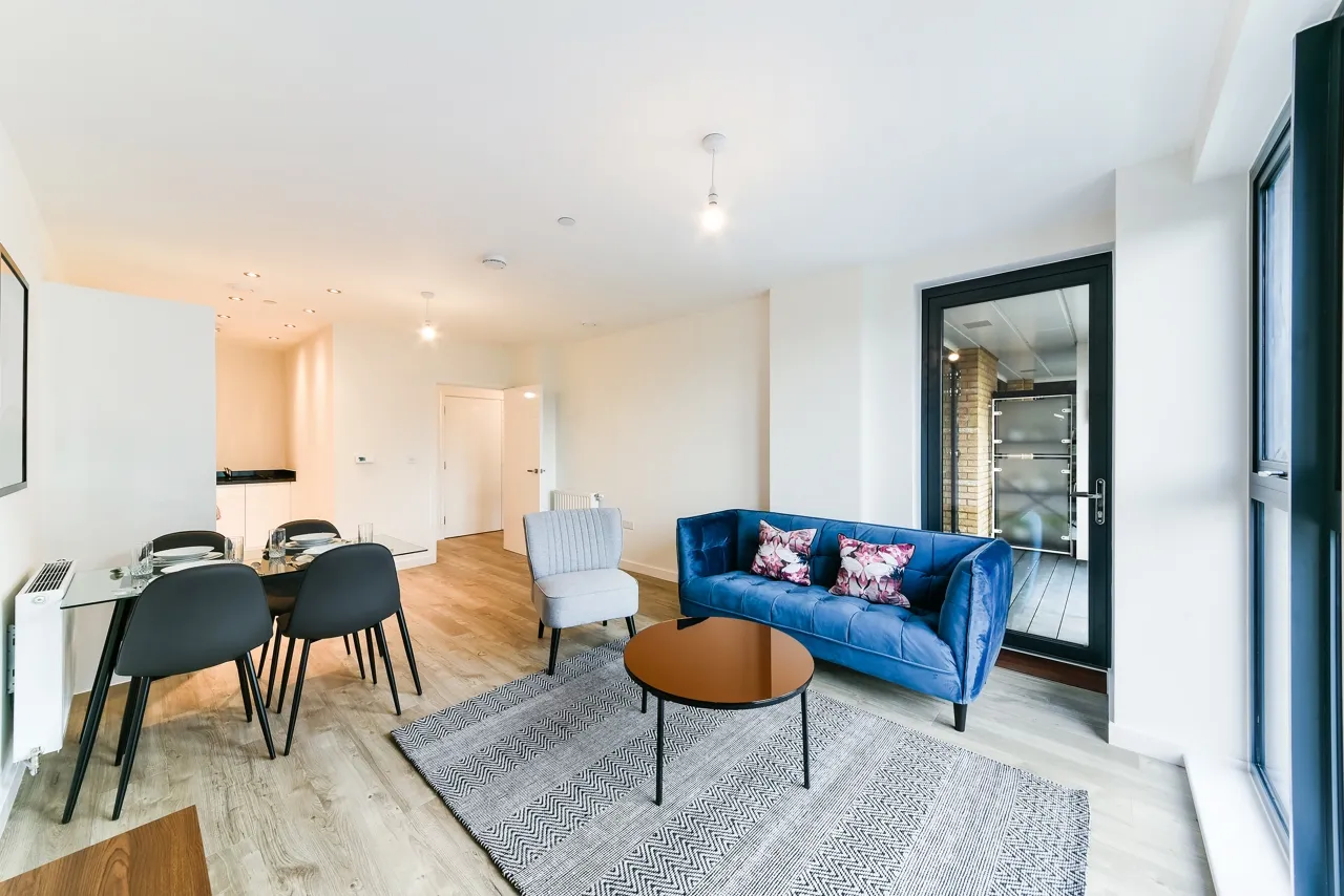 1 bed flat to rent, Lakeside Drive, London, NW10