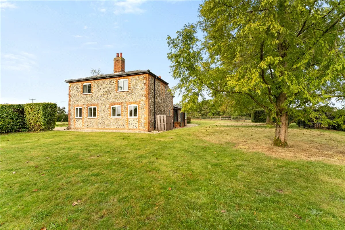 The Street, Kirtling, CB8, photo 21