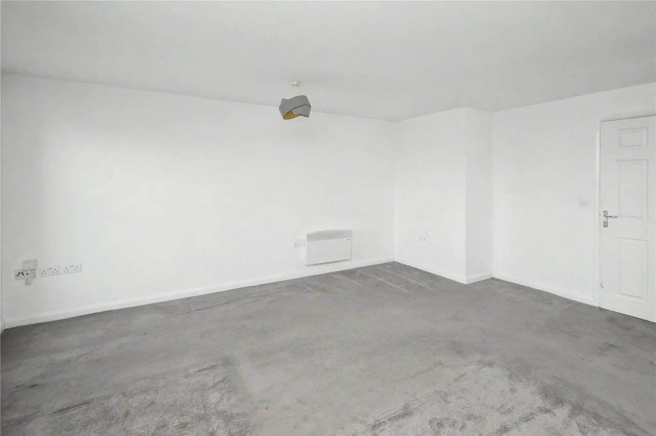 Fenton Place, Middleton, LS10, photo 5