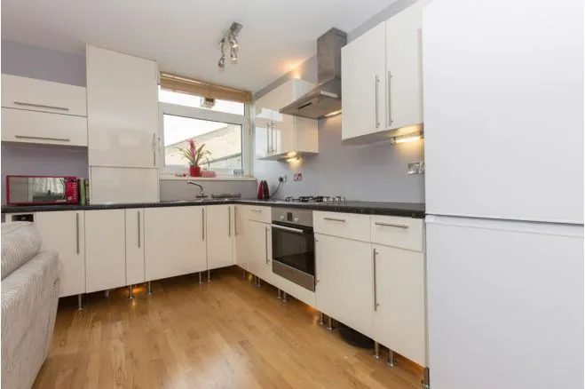Balham New Road, Balham, SW12, photo 2