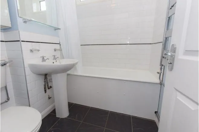 Balham New Road, Balham, SW12, photo 3