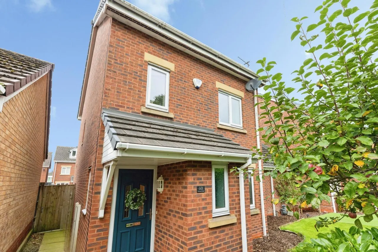 Preston Road, Clayton-le-Woods, PR6, photo 14