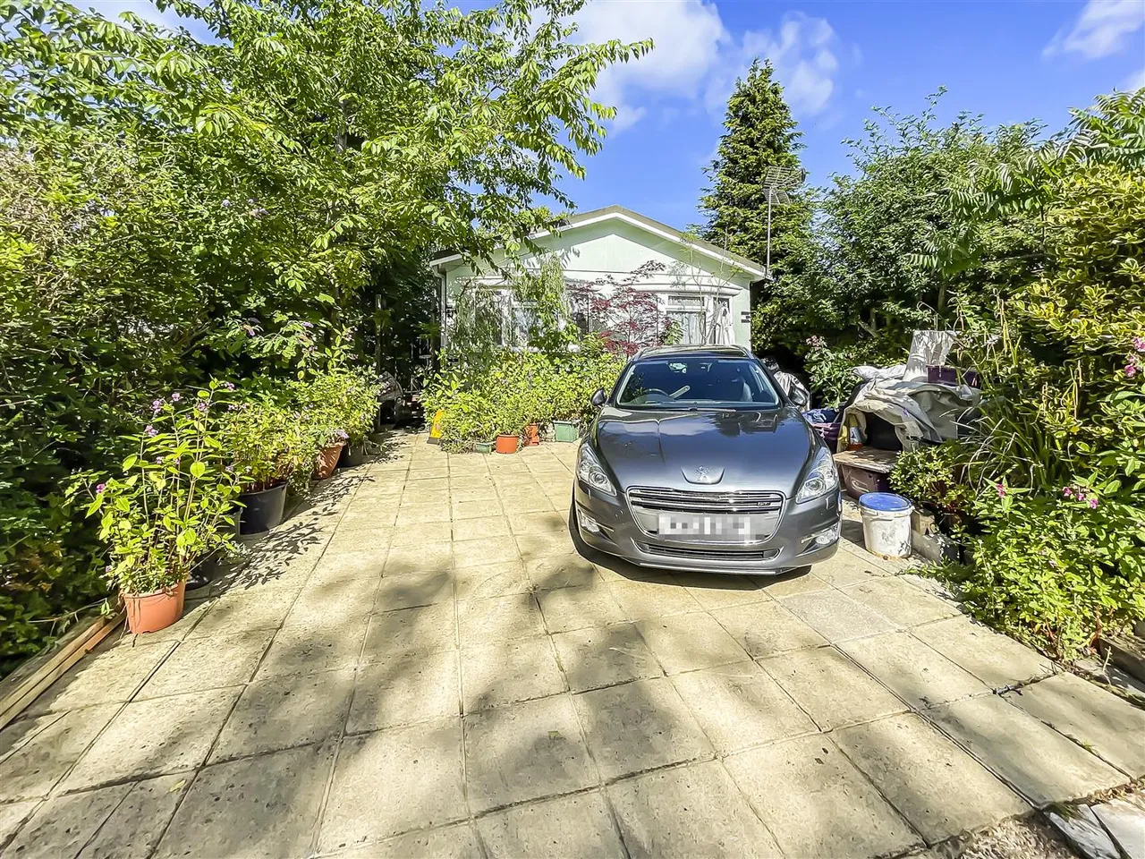 3 bed property for sale — Willows Riverside Park, Windsor, SL4 5TS