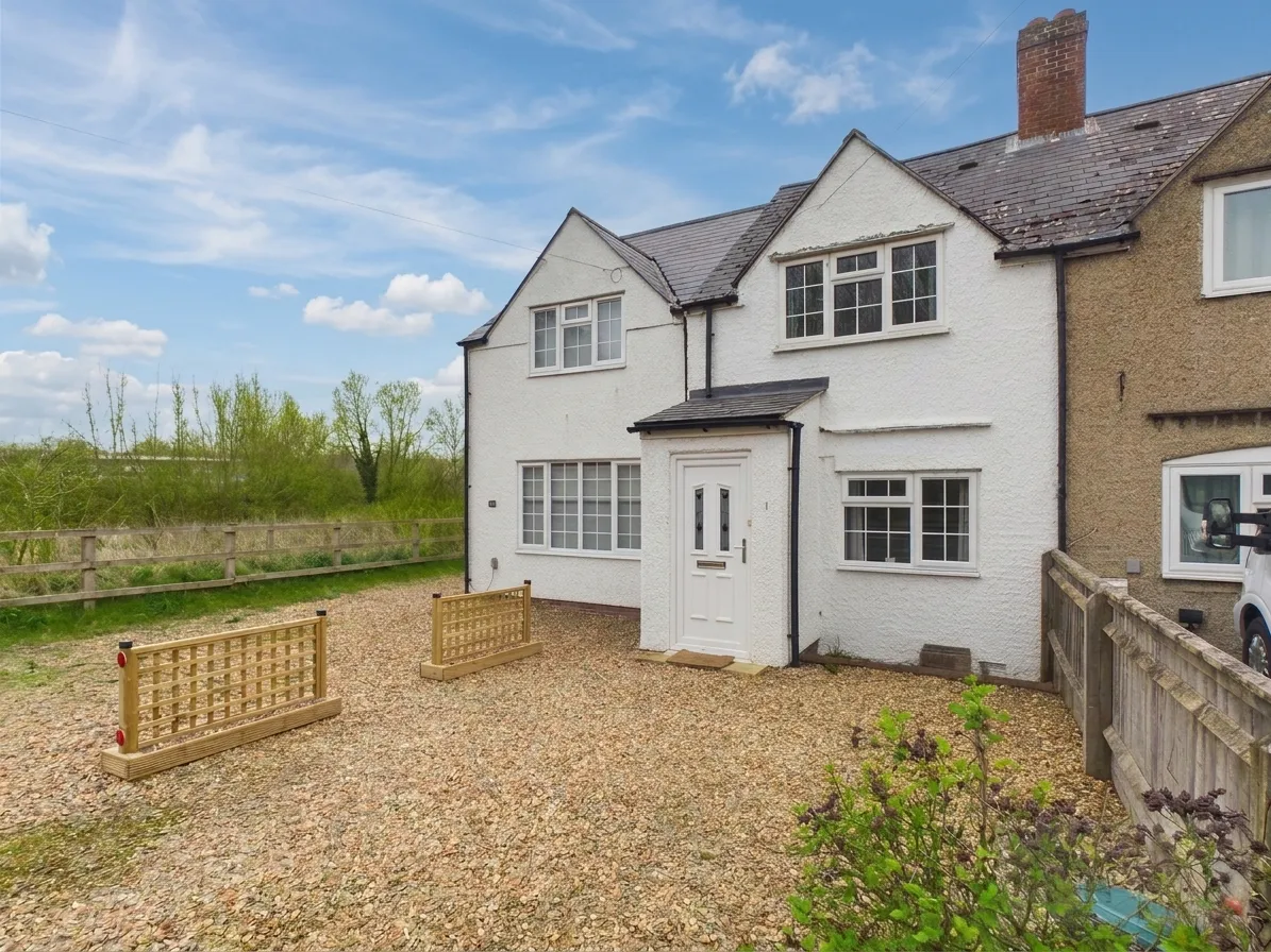 2 bed house for sale, Henley Road, Sandford-On-Thames, OX4