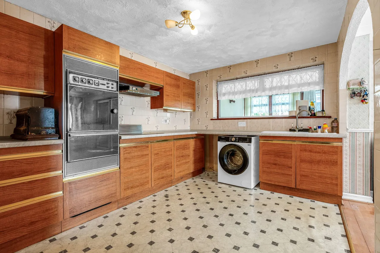 Sells Road, Ware, SG12 7LQ, photo 4