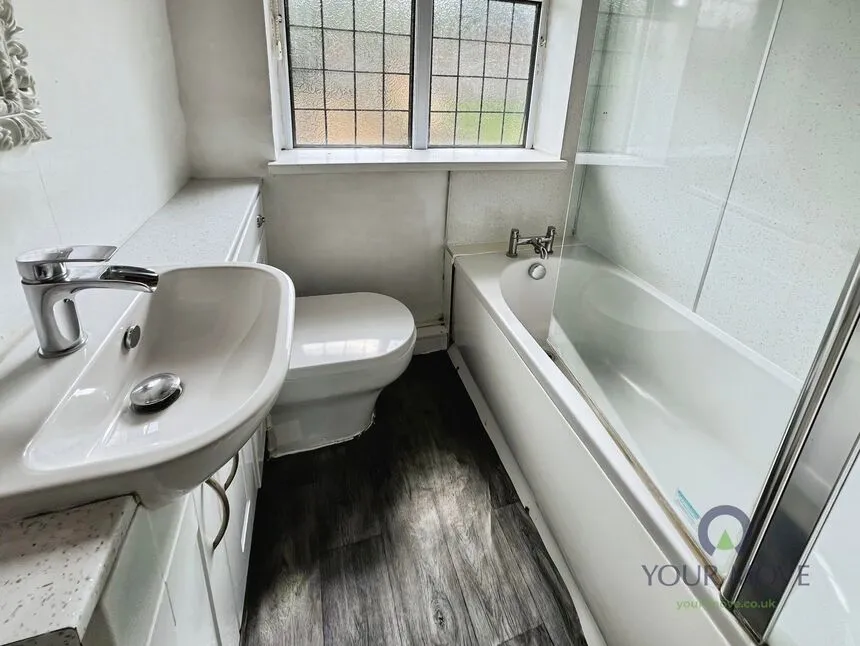 Watsons Green Road, Dudley, West Midlands, DY2, photo 8