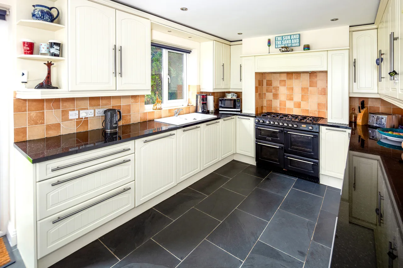 Windmill Avenue, Bicester, photo 11