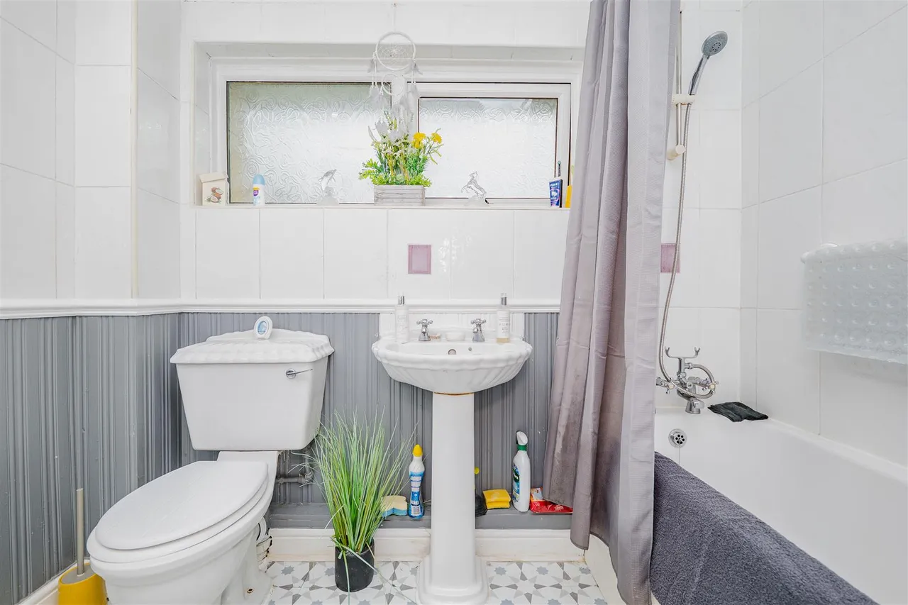 Abergele Road, Rumney, Cardiff, CF3 1RR, photo 17