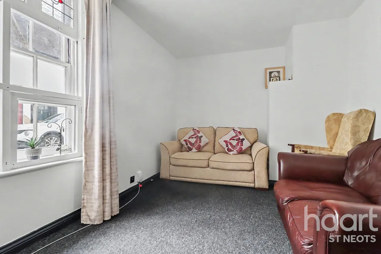 High Street, Huntingdon, PE29, photo 6