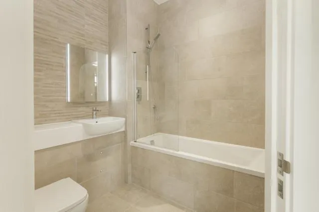 North Star, North Star House, SN2, photo 2