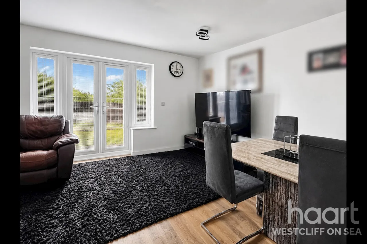 Brookside Crescent, Westcliff-On-Sea, SS0, photo 4