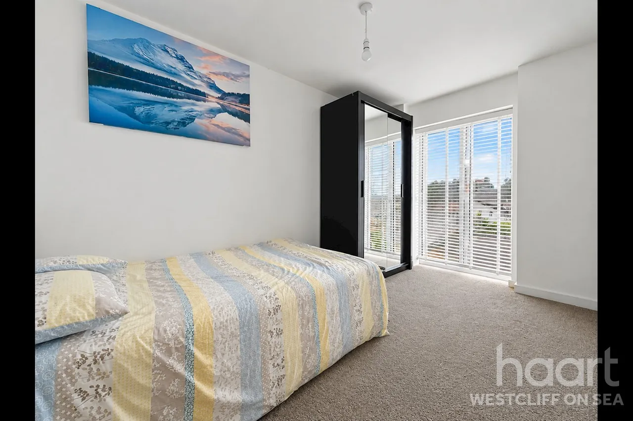 Brookside Crescent, Westcliff-On-Sea, SS0, photo 8