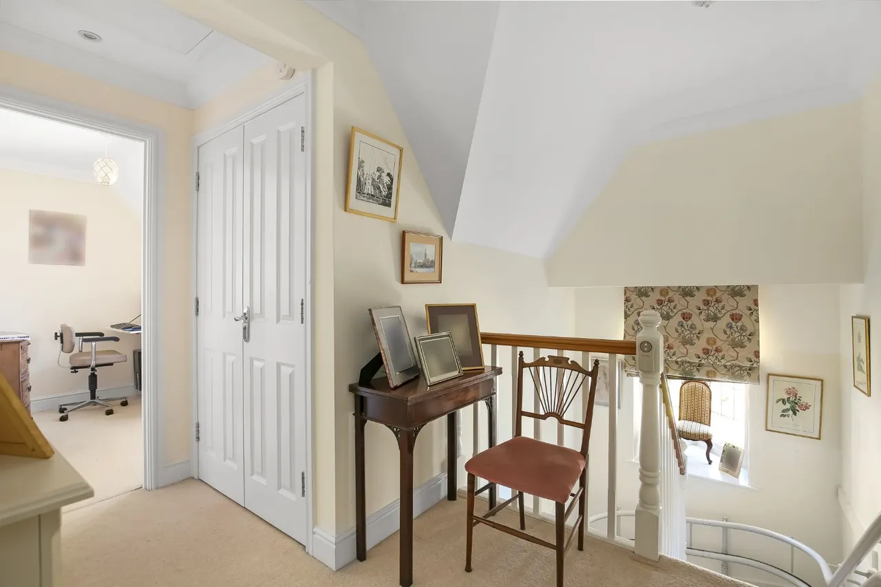 Florence Court, Wilton, Salisbury, Wiltshire, SP2 0FD, photo 9