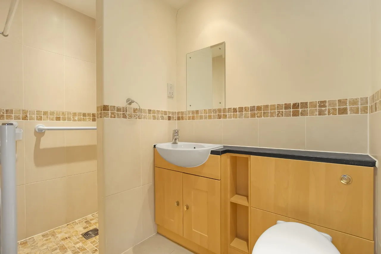 Florence Court, Wilton, Salisbury, Wiltshire, SP2 0FD, photo 12