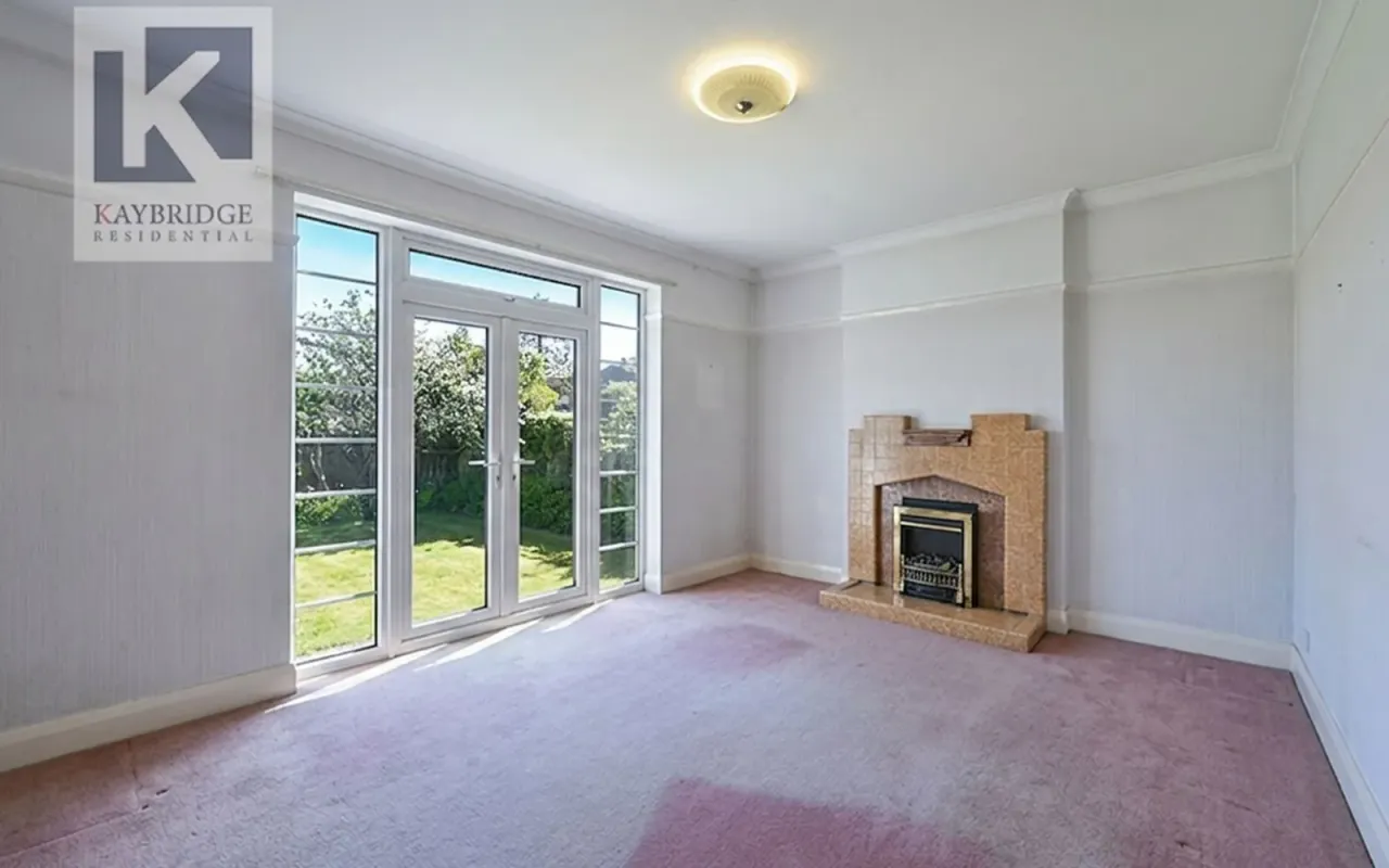 Newbury Gardens, Epsom, KT19, photo 4