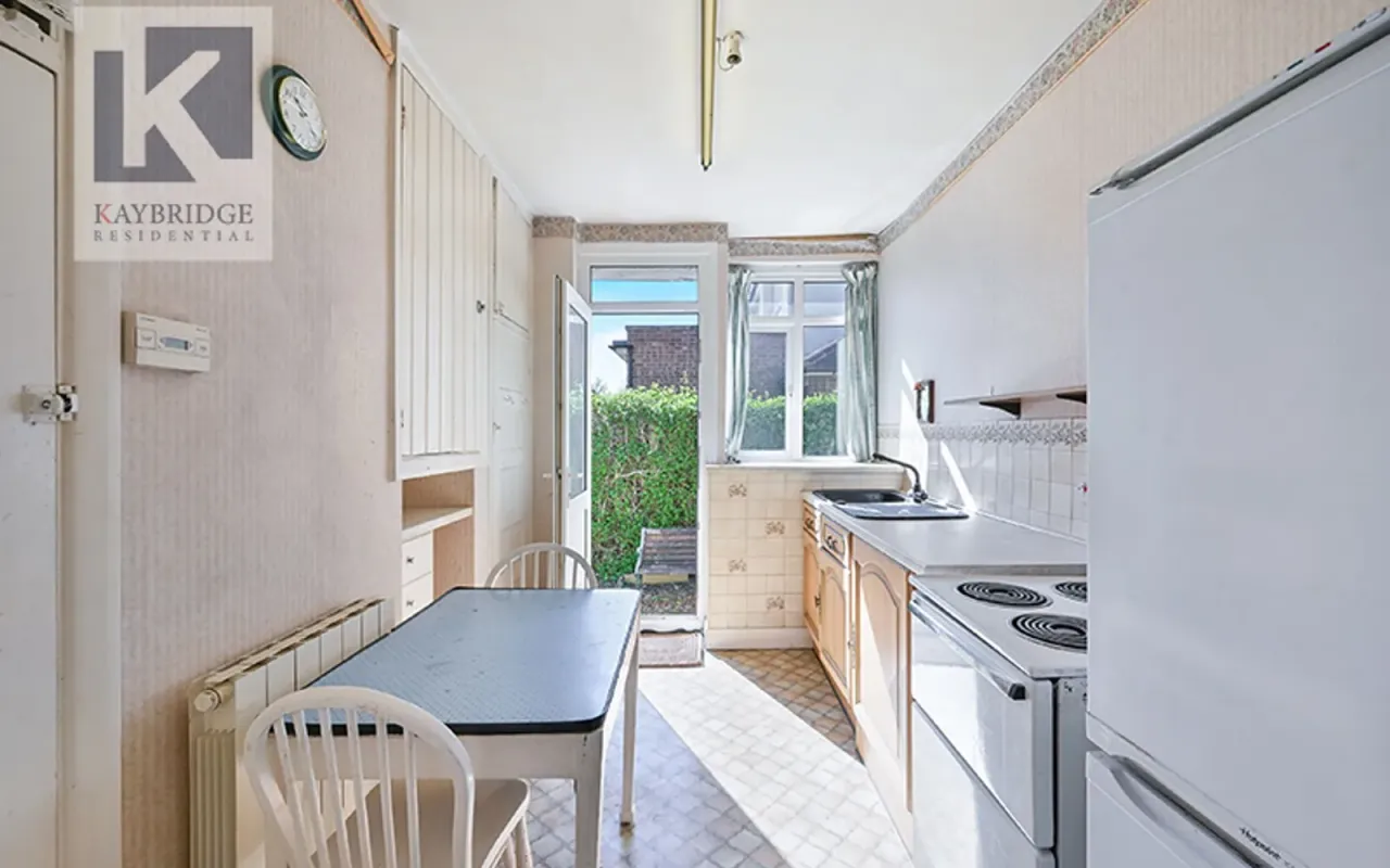 Newbury Gardens, Epsom, KT19, photo 8