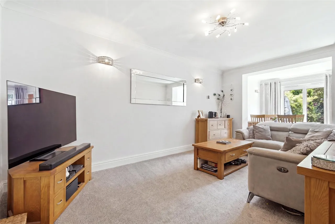 Coombfield Drive, Darenth, DA2, photo 5