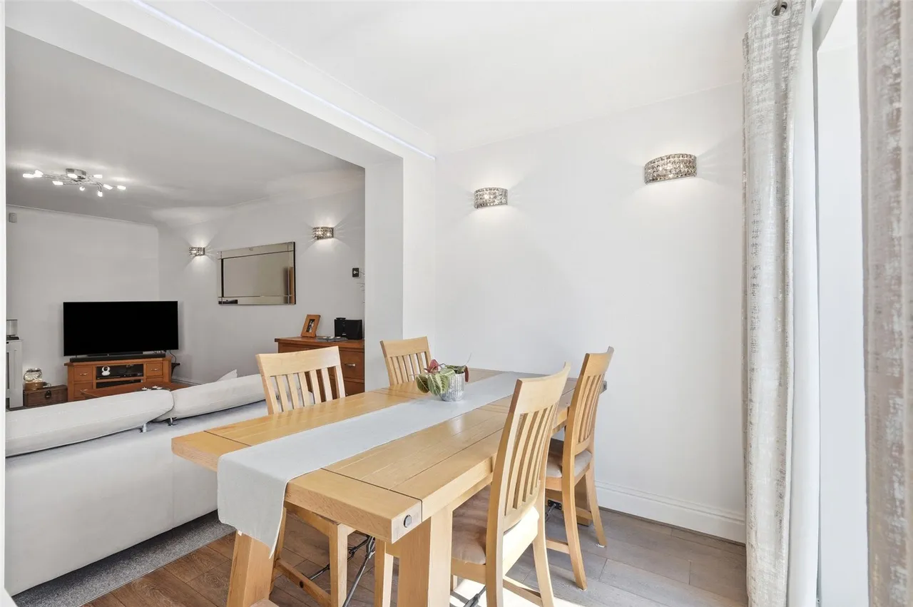 Coombfield Drive, Darenth, DA2, photo 11