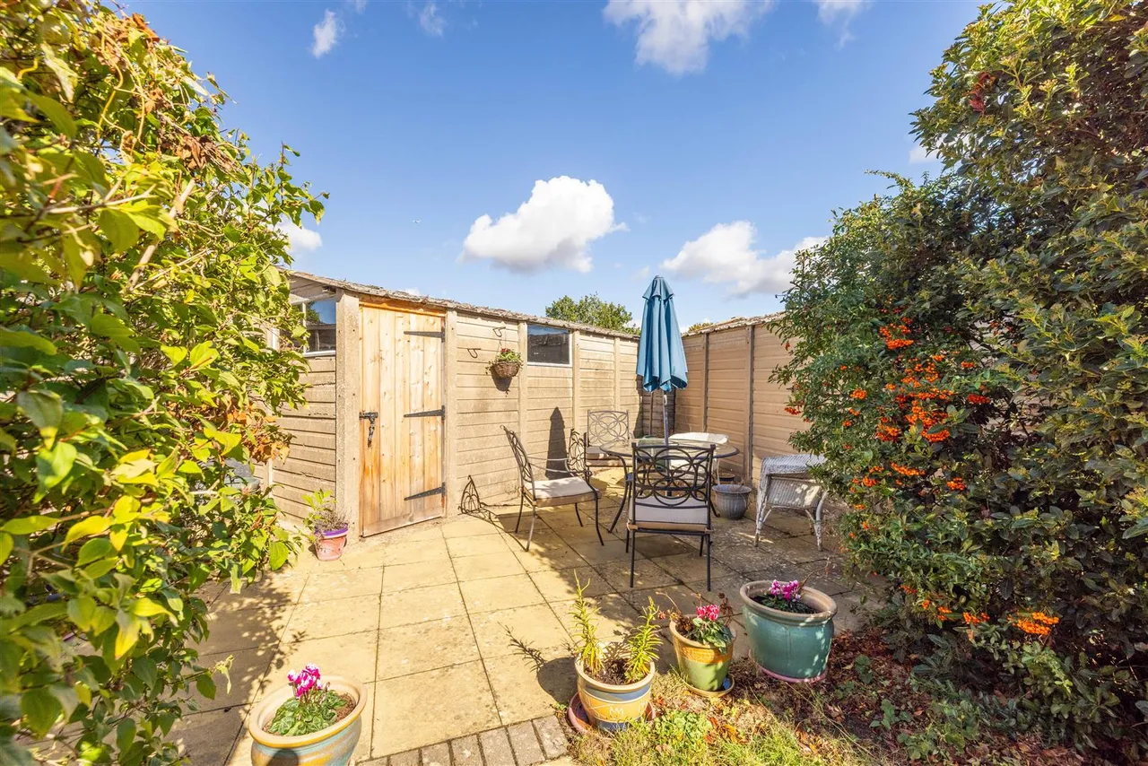 Croft Corner, Old Windsor, SL4, photo 19