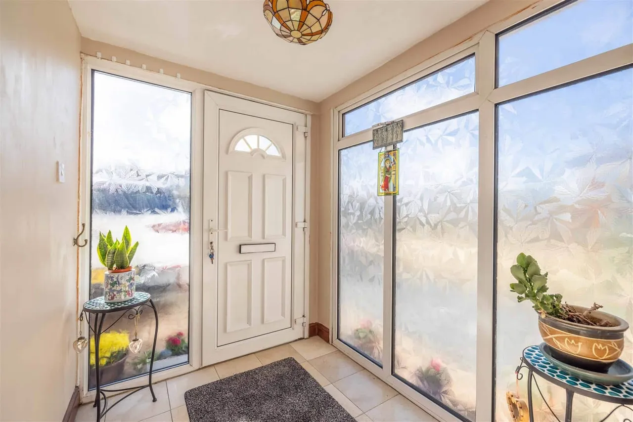 Croft Corner, Old Windsor, SL4, photo 15