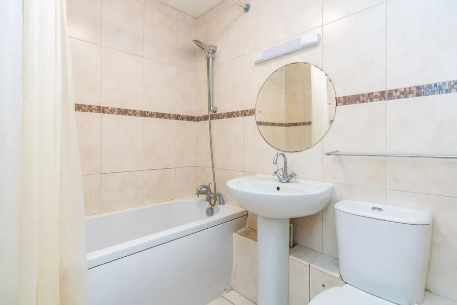 Lakeside Avenue, Rownhams, SO16, photo 6