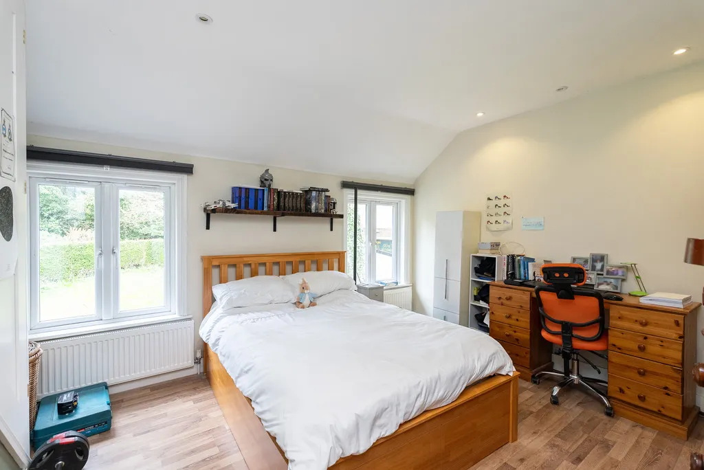 Pixham Lane, Pixham, RH4, photo 13