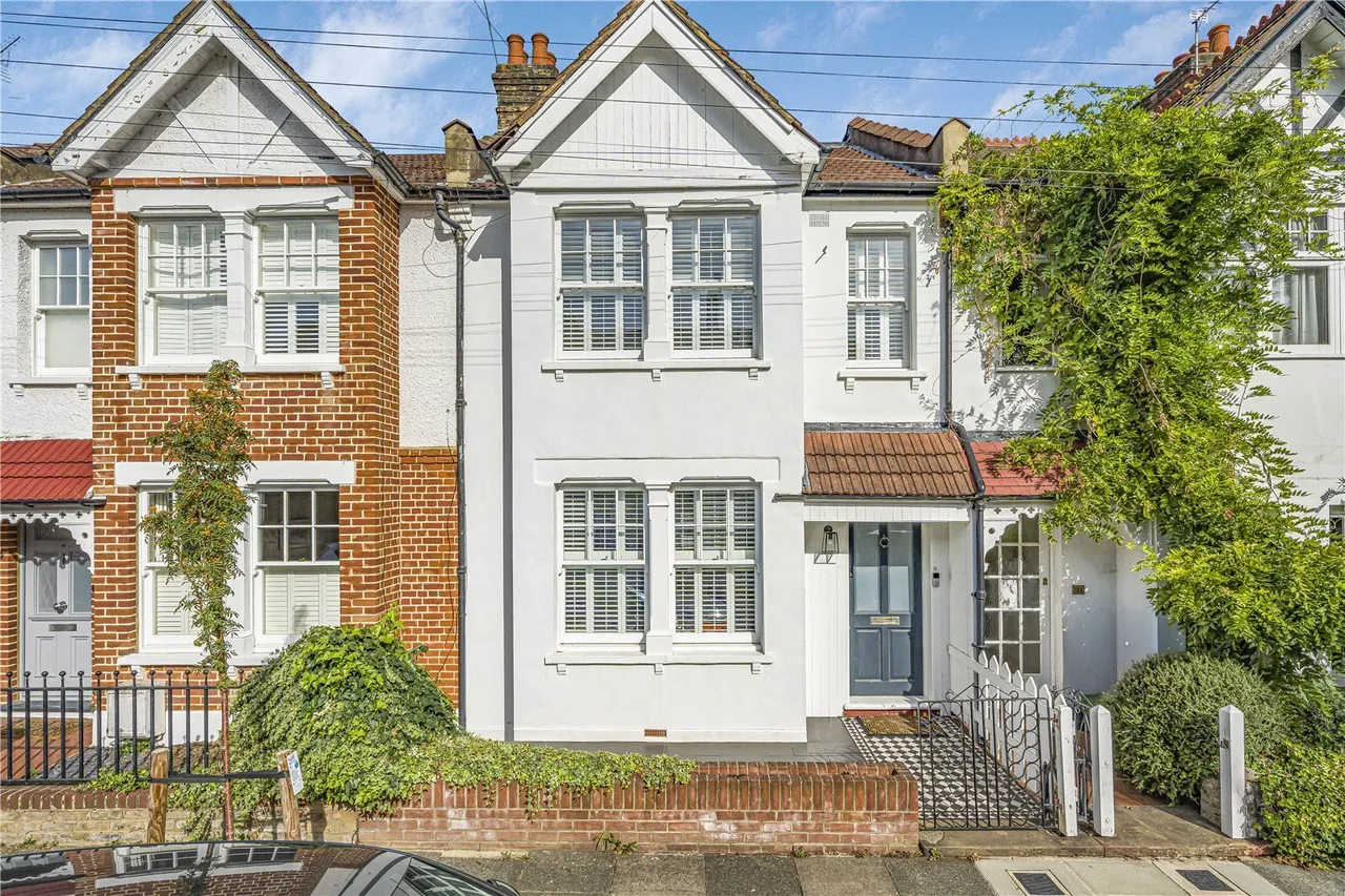 4 bed house for sale, Hartington Road, St Margarets, TW1