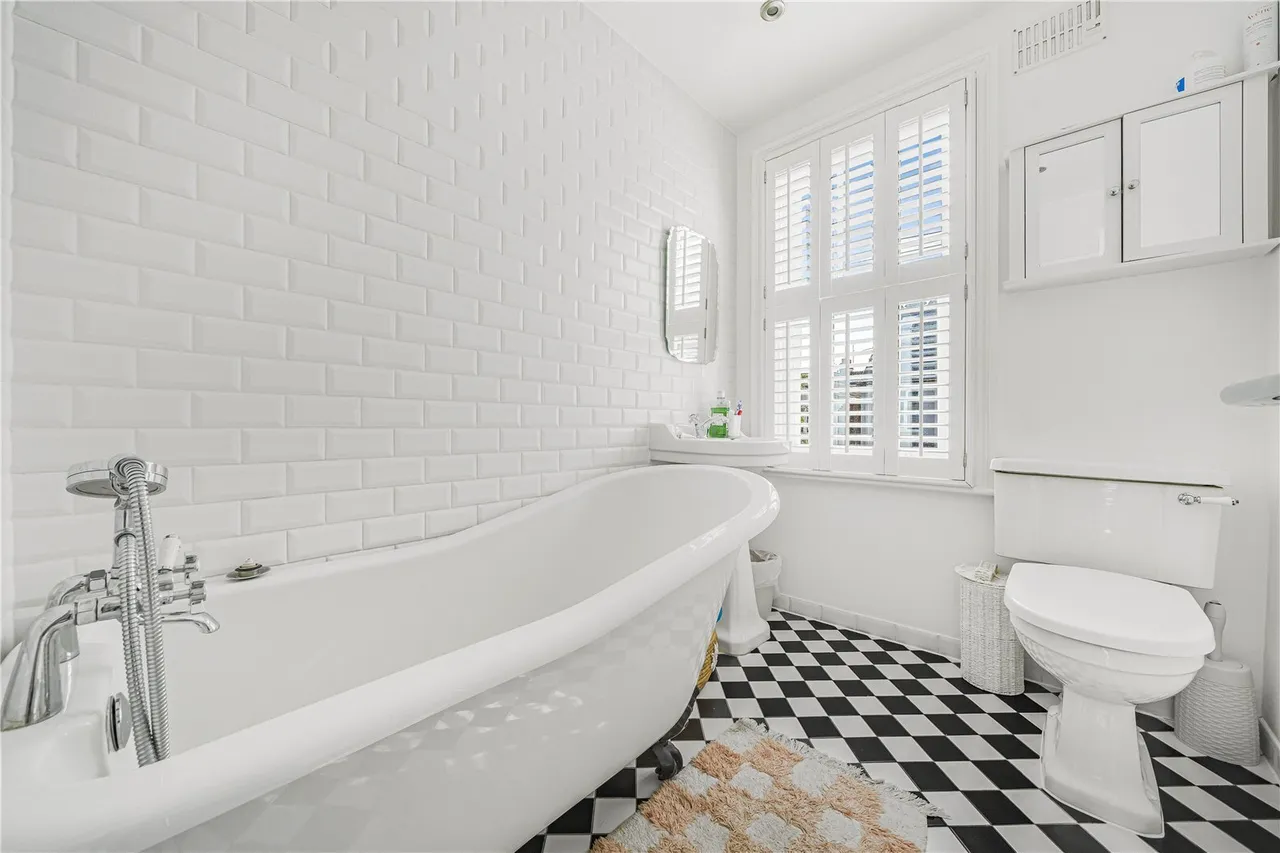 Hartington Road, St Margarets, TW1, photo 10