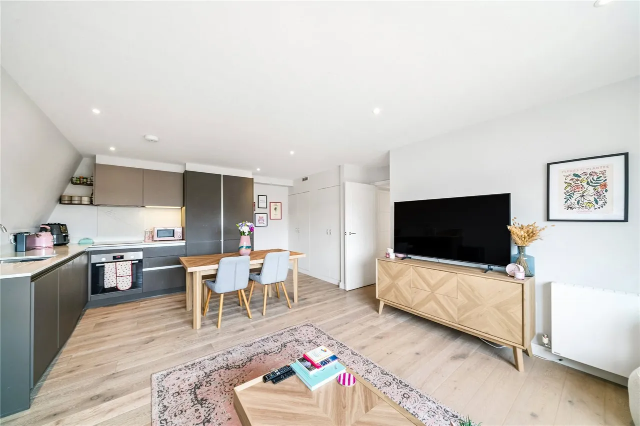 Aboyne Road, London, SW17, photo 5
