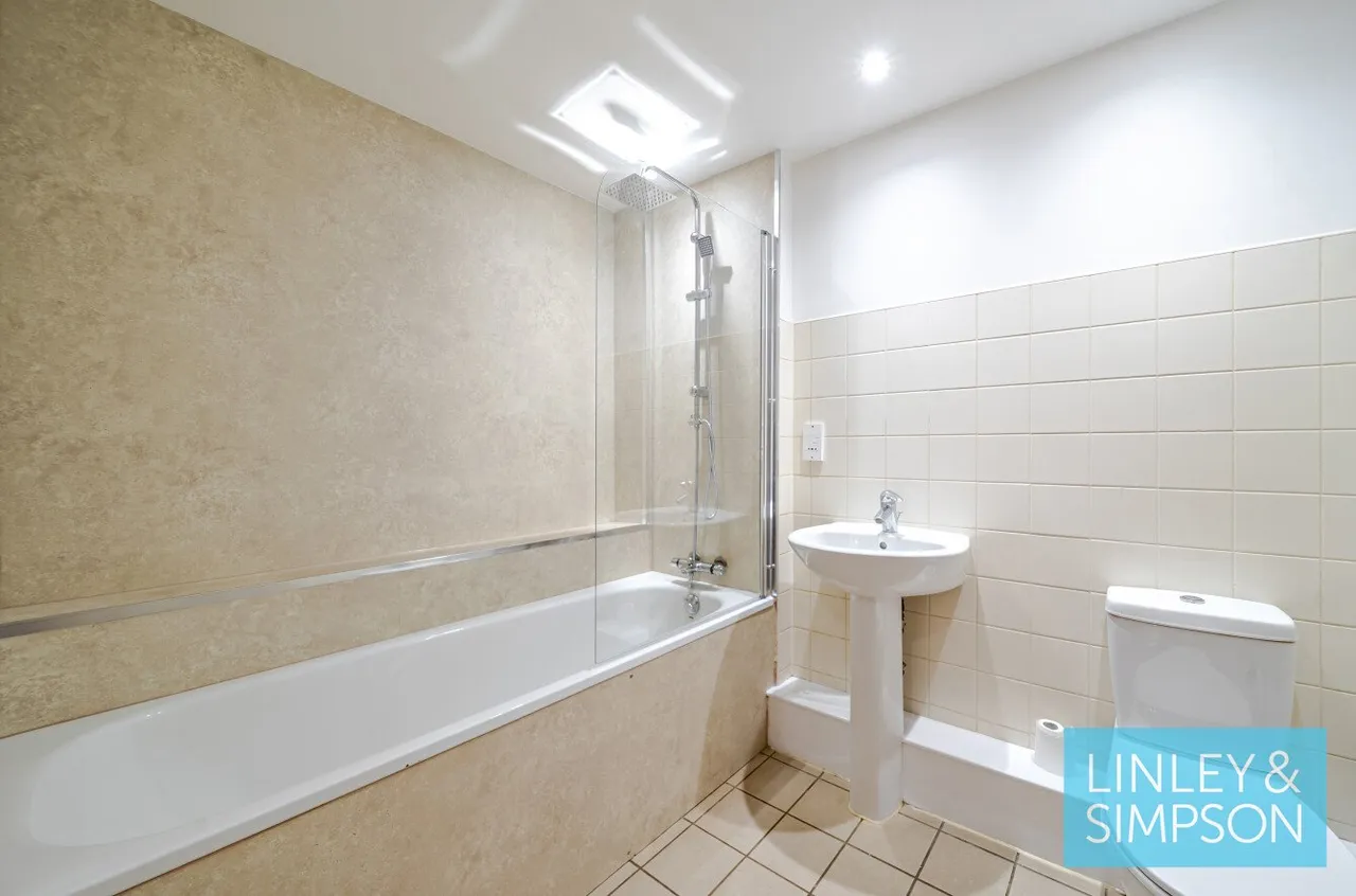 City Walk, Leeds, LS11, photo 10