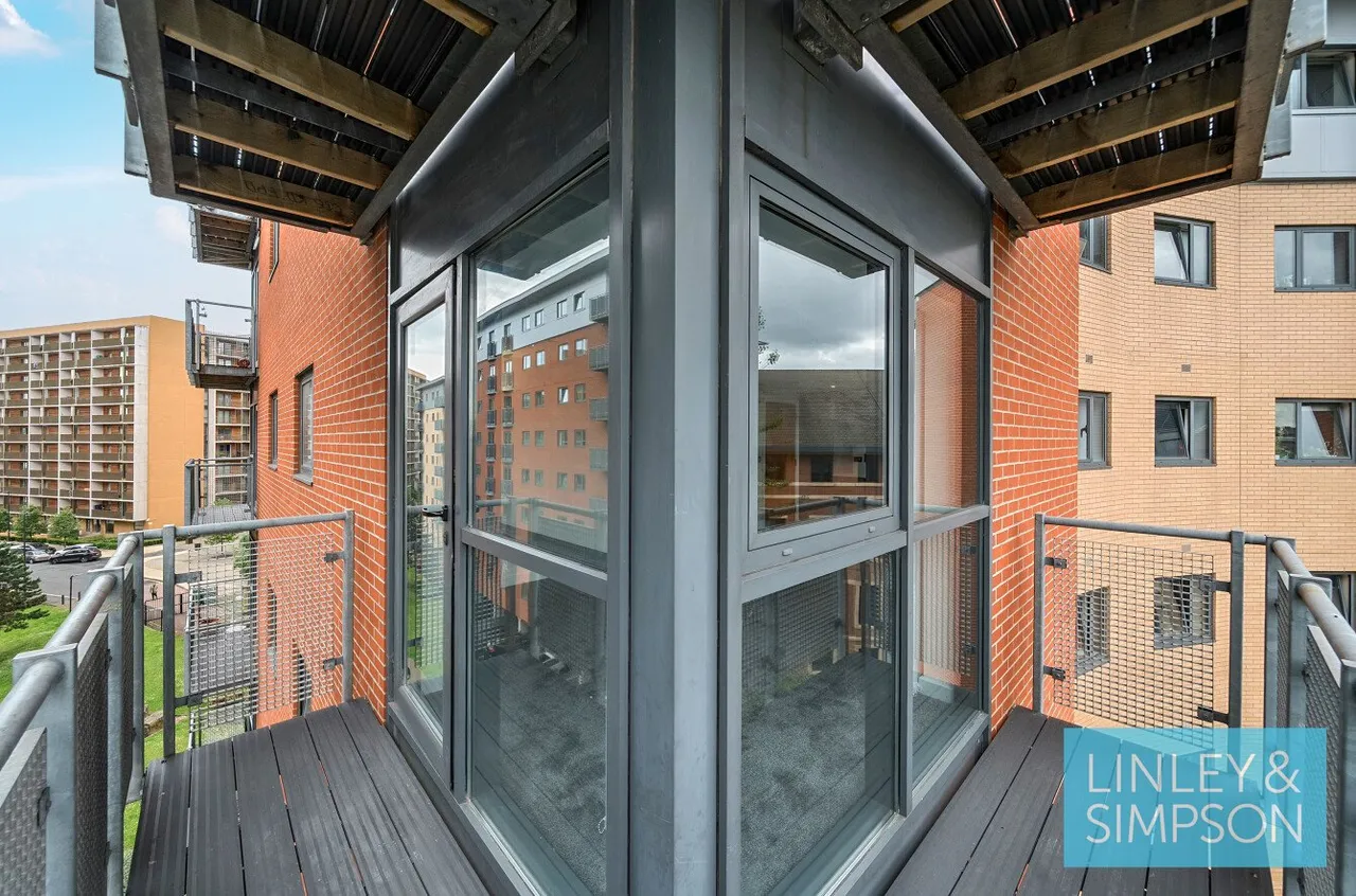 City Walk, Leeds, LS11, photo 7