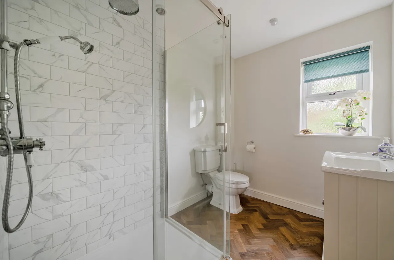 Fromow Gardens, Windlesham, GU20, photo 8
