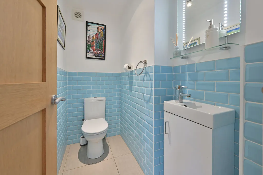 Lark Rise, Hatfield, AL10, photo 24