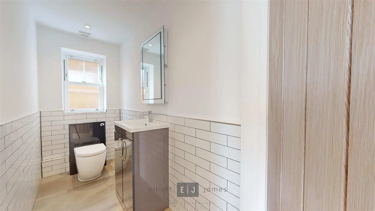 Grove Lane, Chigwell, photo 7