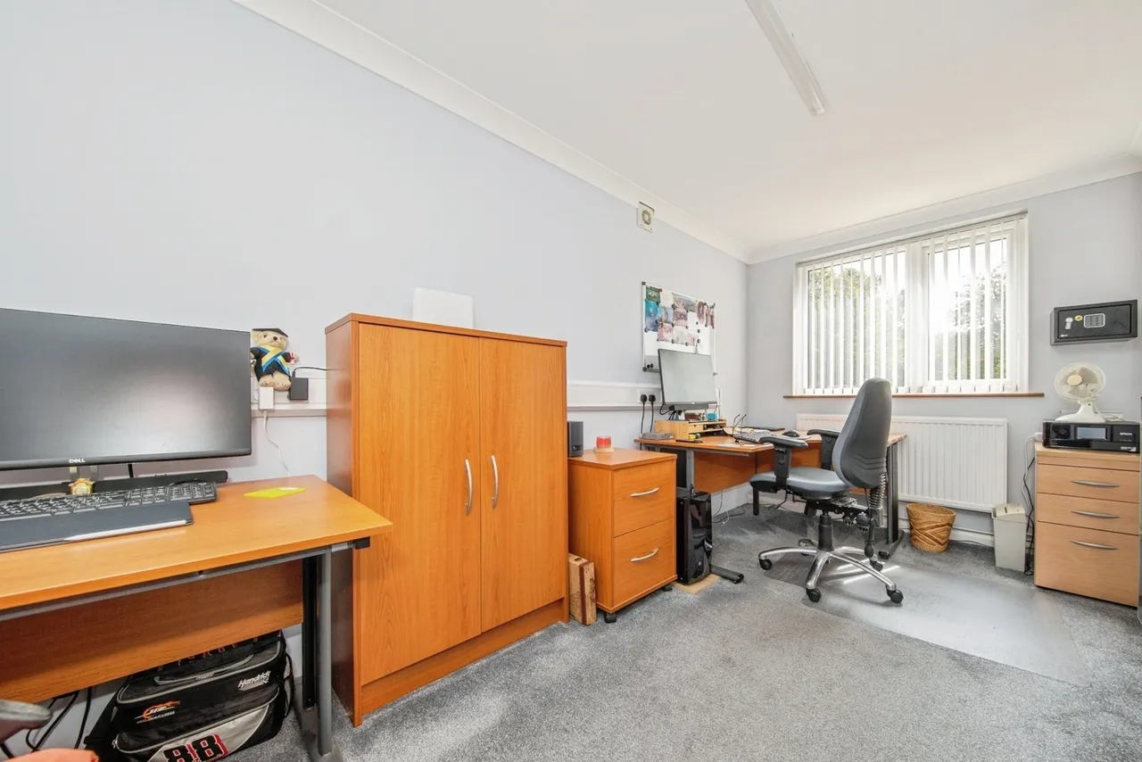 Pannington Hall Lane, Wherstead, Ipswich, IP9, photo 10