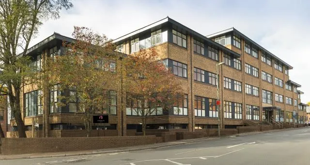 1 bed flat to rent, Knoll Road, GU15