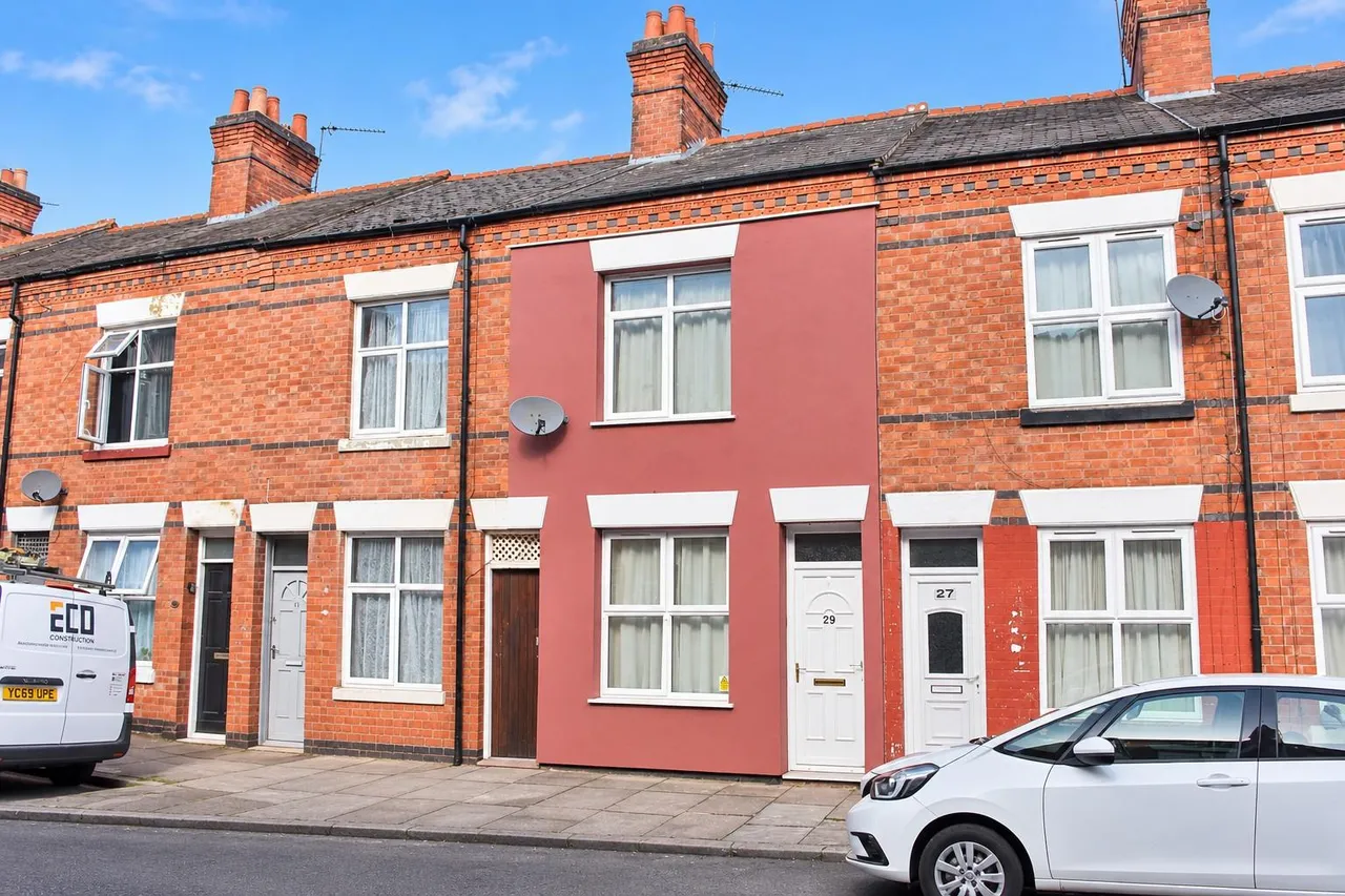 2 bed house for sale, Tewkesbury Street, Leicester, LE3