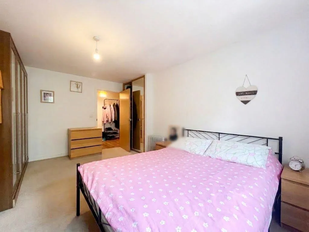 Greenford Road, Greenford, UB6, photo 9