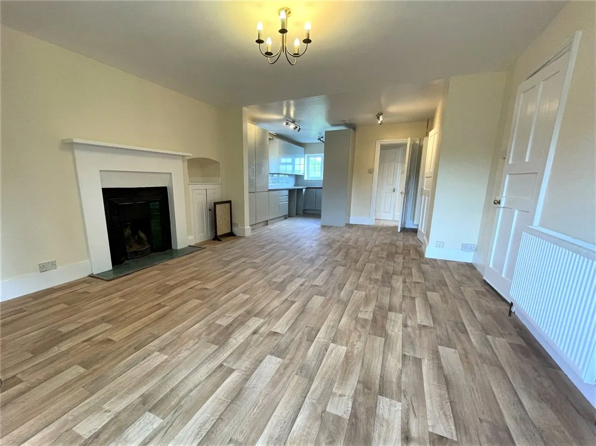 Marlston, Hermitage, RG18, photo 2