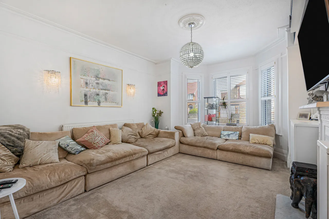 Vicarage Road, Sunbury-on-Thames, TW16, photo 10