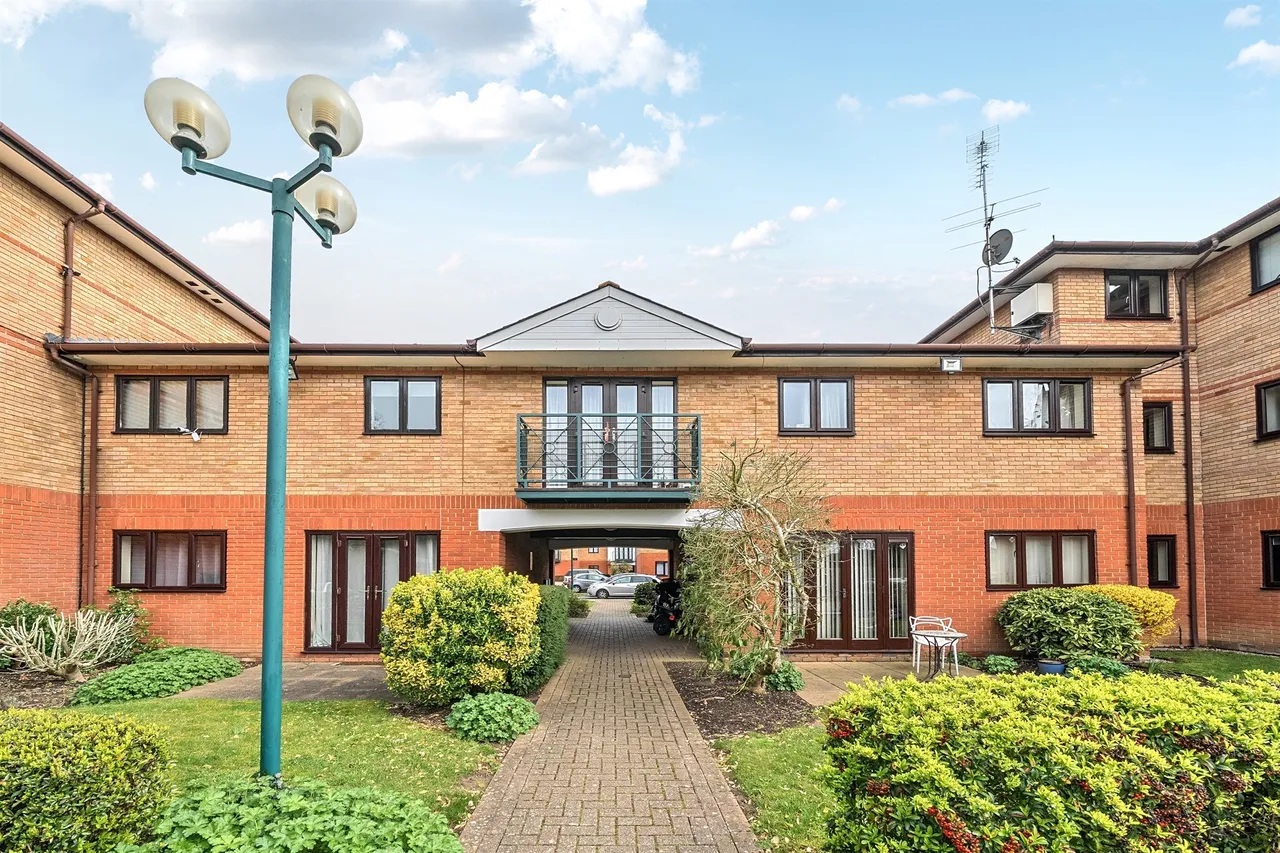1 bed flat for sale, Ludlow Road, Maidenhead, SL6