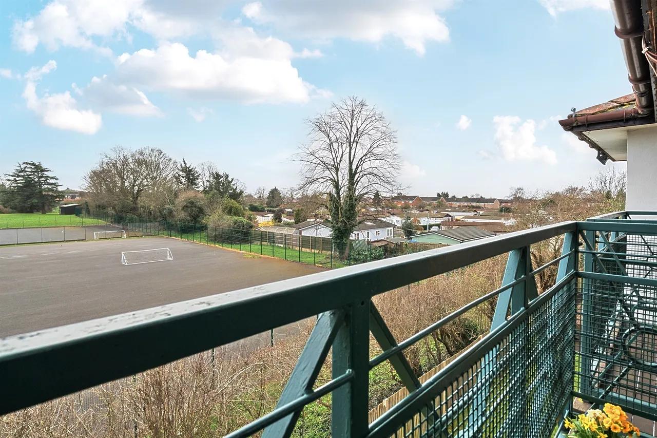 Ludlow Road, Maidenhead, SL6, photo 11