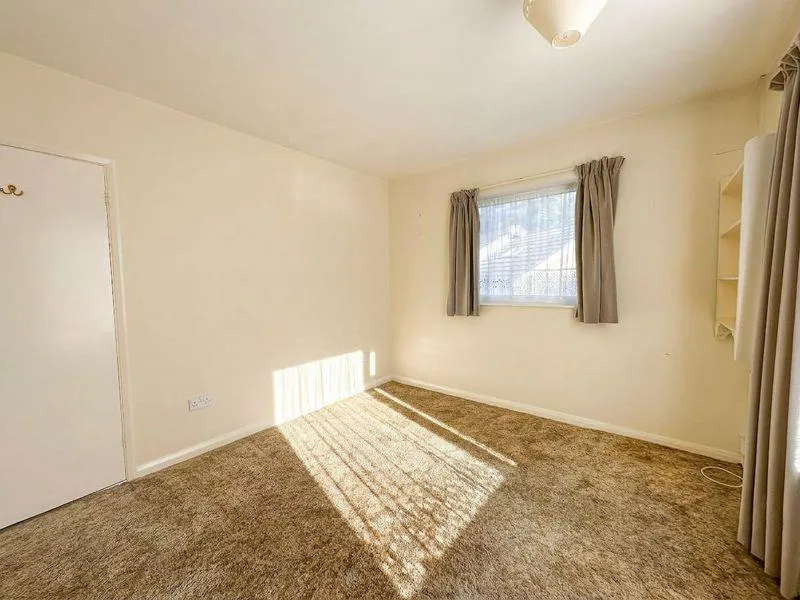 Cannam Close, Middleton, LE16, photo 8