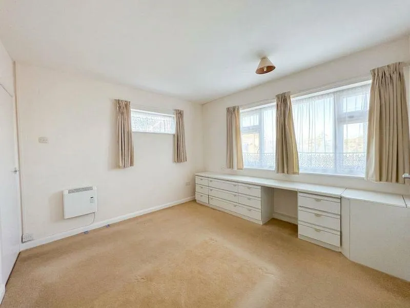 Cannam Close, Middleton, LE16, photo 16