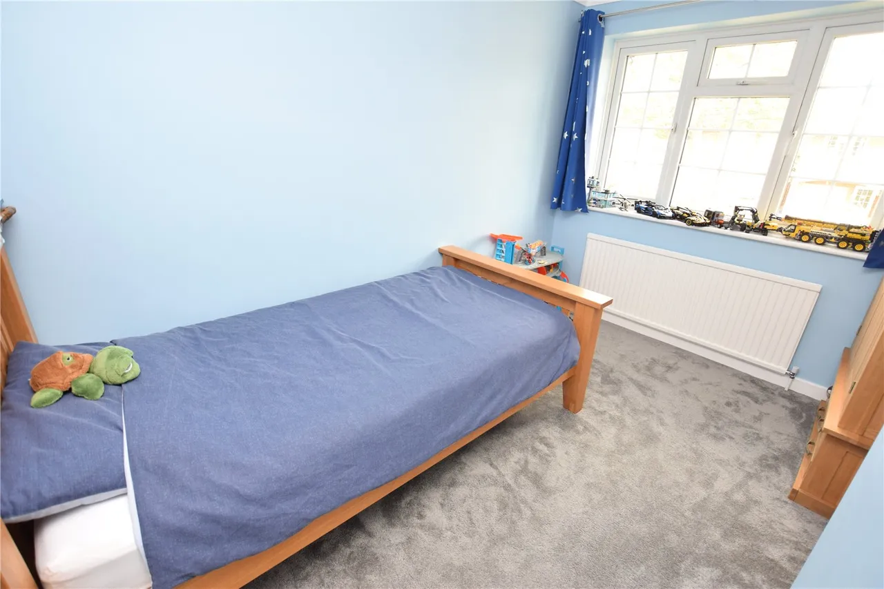 Sidlaws Road, Farnborough, Hampshire, GU14 9JN, photo 12
